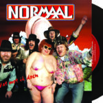 7" Vinyl Single - Zwart Vinyl - Normaal  - A1-Wat Mot Ik Doen / A2-Gin Belasting Gin Benzine Meer / B-Doar Baal Ik Van